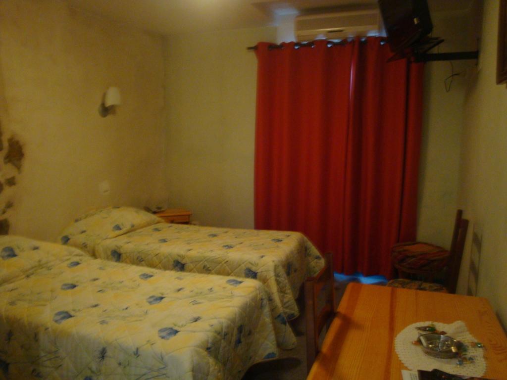 Le Bilboquet Otel Le Puy-en-Velay Oda fotoğraf